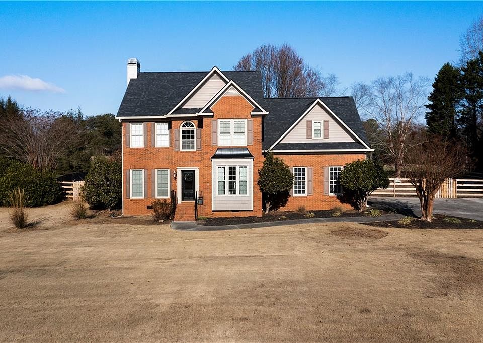 1st image of 19 Bridlewood Ct