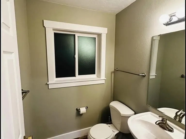 327 S Cole Ave — Photo 5