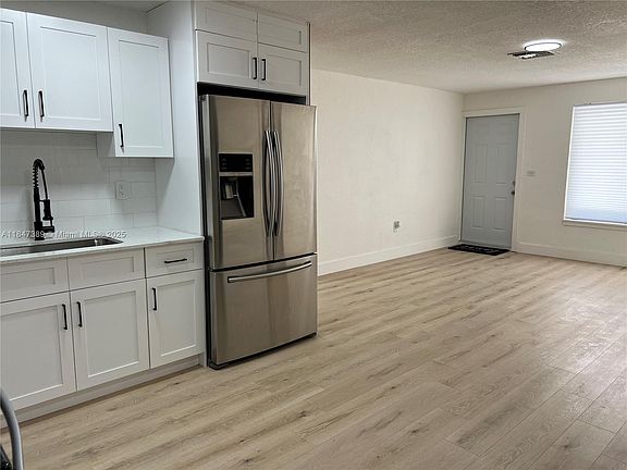 4th image of 2251 NW 171st Ter