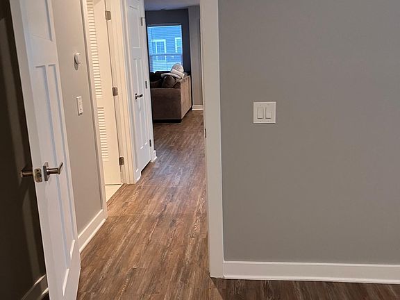 3rd image of 18029 Scout Ln