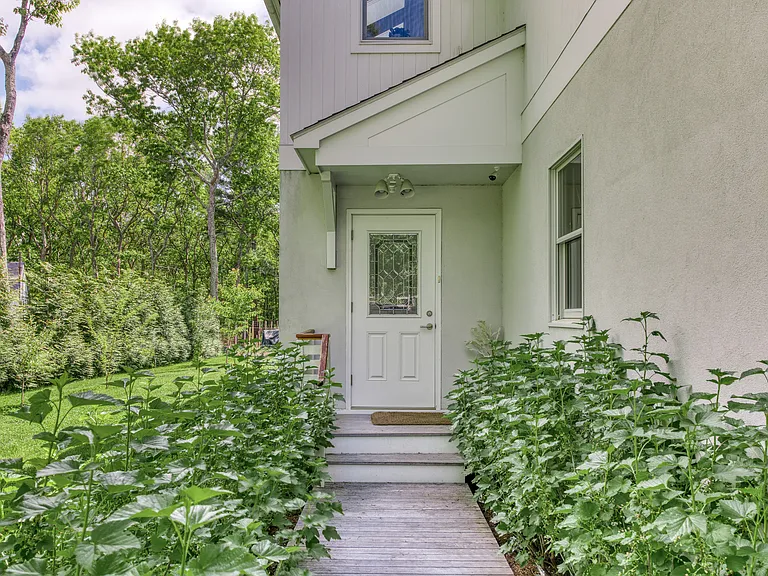 16 Manor Ln — Photo 28