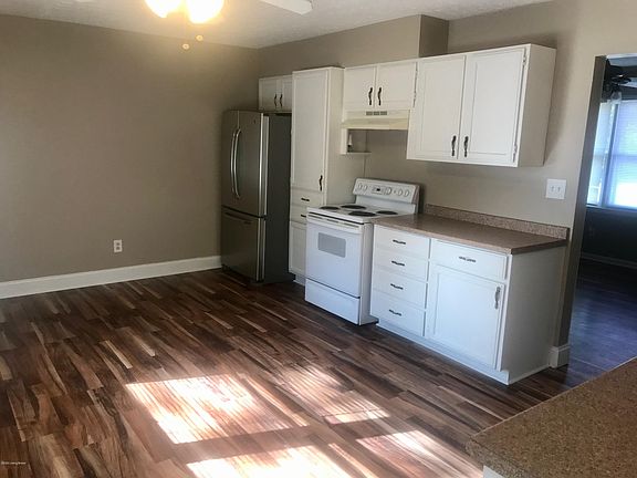 5th image of 453 Winchester Dr