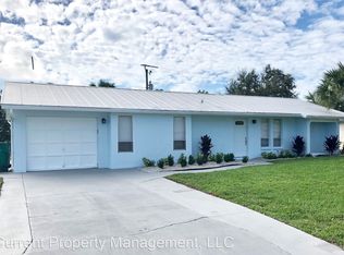 1168 S Alhambra Cir, Naples, FL 34103