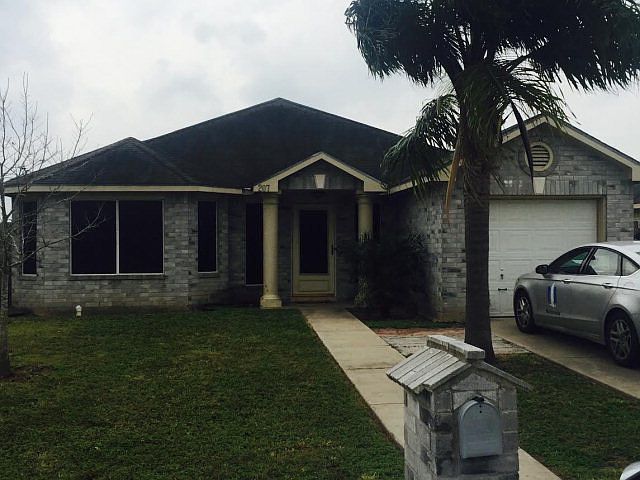 1st image of 207 Candy Dr