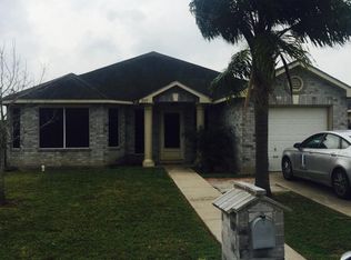 207 Candy Dr, Alamo, TX 78516