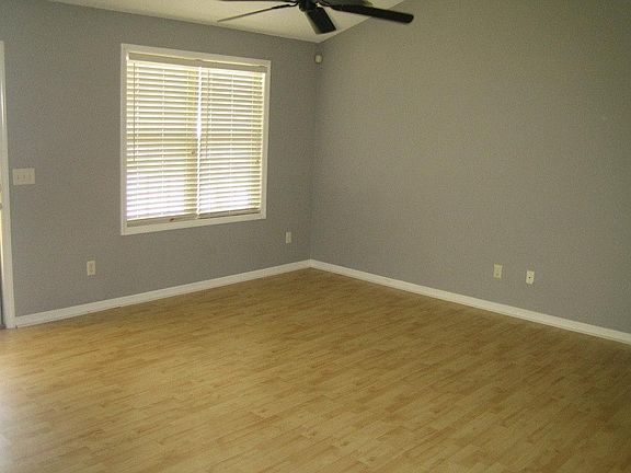 2nd image of 108 Breeland Ct