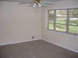 3rd image of 3190 Woods Ln SW