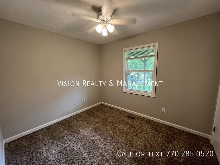 106 Barton Ln — Photo 19