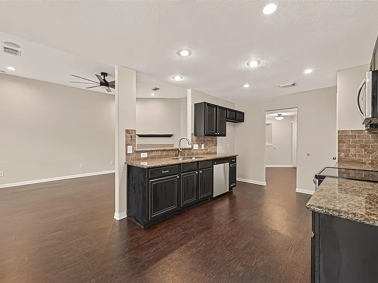 25223 Clover Ranch Dr — Photo 20