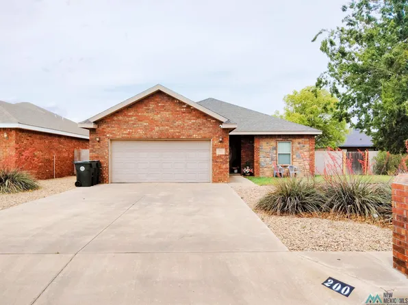 200 Almond Tree Ln, Clovis, NM 88101
