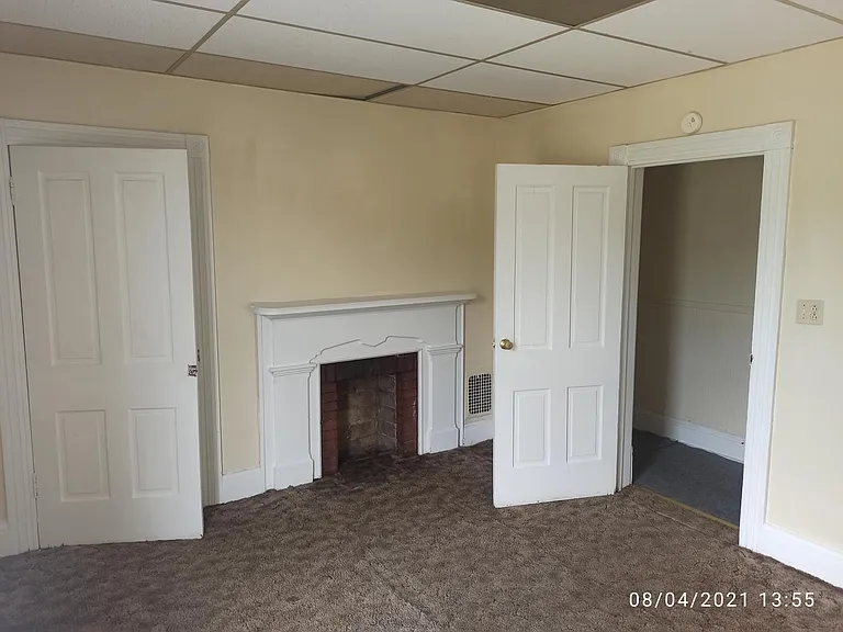 71 Ohio St — Photo 8