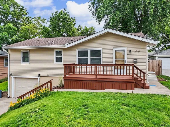 2721 59th St, Des Moines, IA 50322