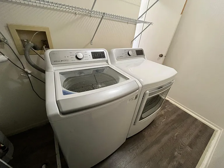 1132 Crimson Ct — Photo 6
