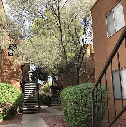 3rd image of 402 E Limberlost Dr