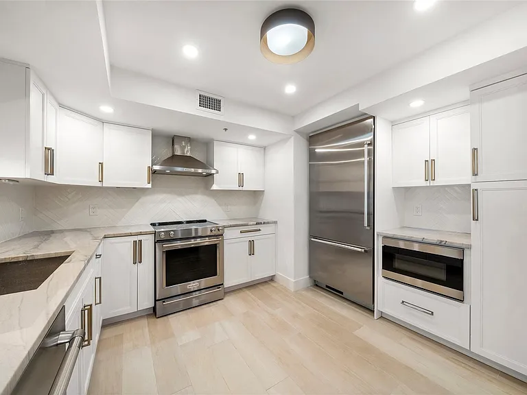 1201 S Ocean Dr #1607N — Photo 10