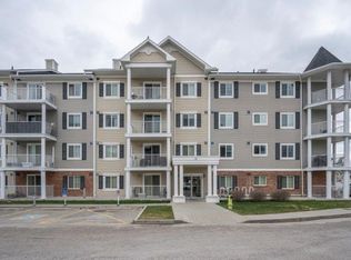 10 Country Village Park NE #3408, Calgary, AB T3K0W5