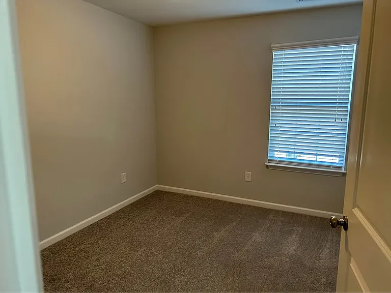 62 Bay Springs Dr — Photo 17