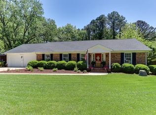 1206 Ivy Ln, Raleigh, NC 27609