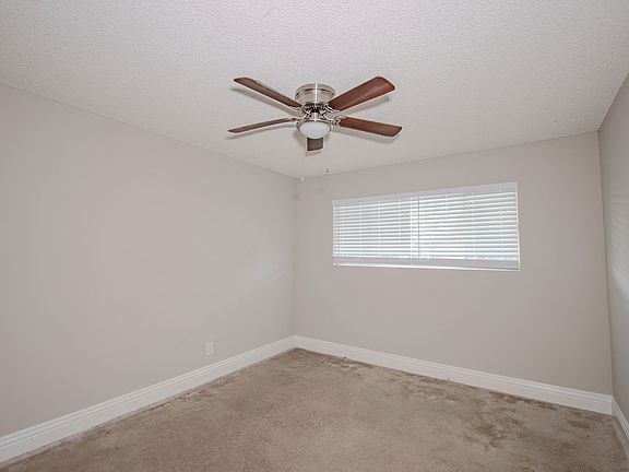 3rd image of 1529-1531 Junipero Ave #9