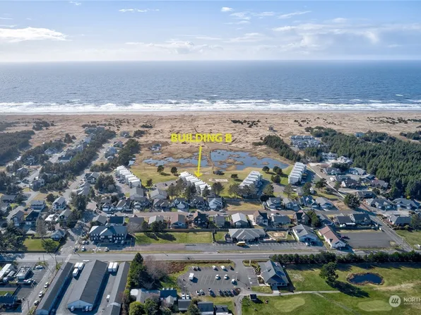 210 26th Street NW #211/2, Long Beach, WA 98631
