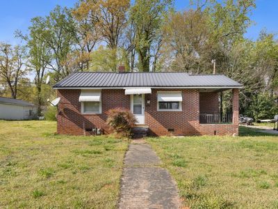 215 Truman St, Laurens, SC, 29360