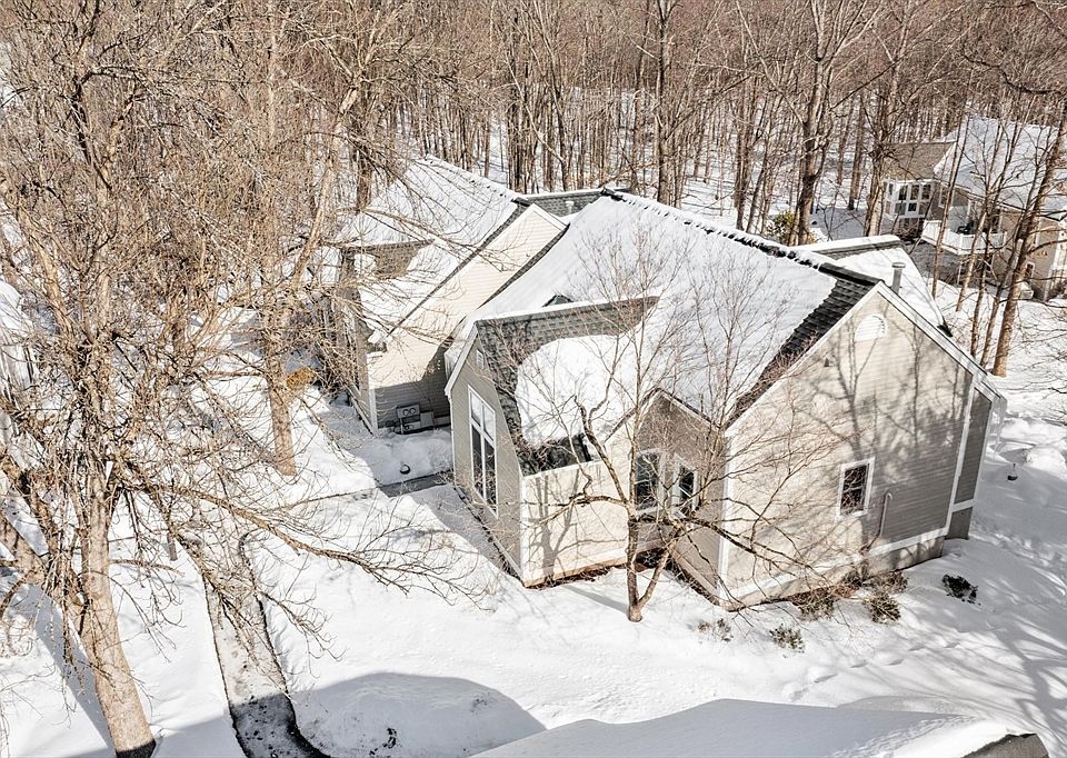 1st image of 30 Brewster Ln