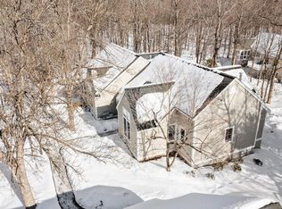 30 Brewster Ln, Acton, MA 01720