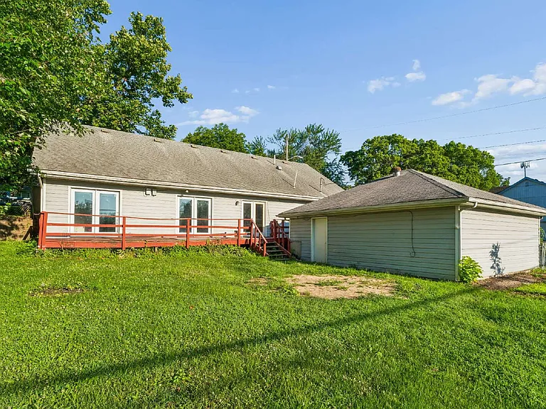 804 Pine St — Photo 42