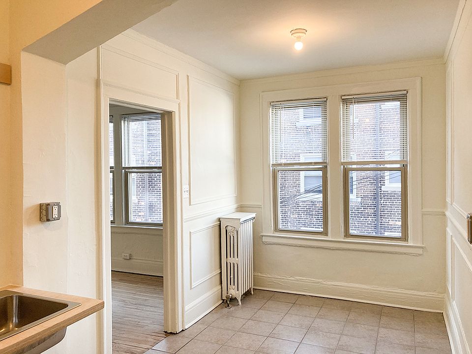 1st image of 1141 Holcomb Ave #308