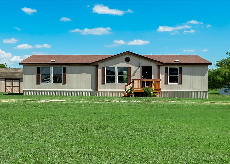 1st image of 9032 N Monterrey Dr