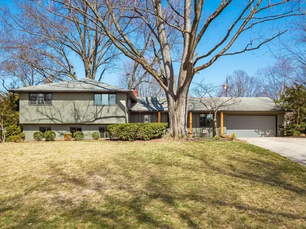 1360 Friar Ln, Columbus, OH 43221