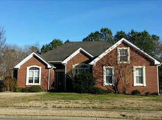 913 Leshea Ct, Chesapeake, VA 23322