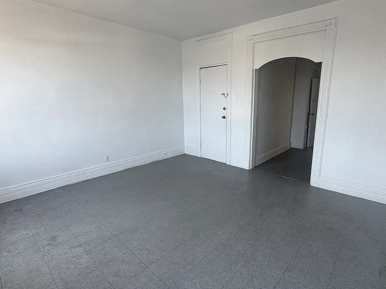 718 Grand St #3 — Photo 18