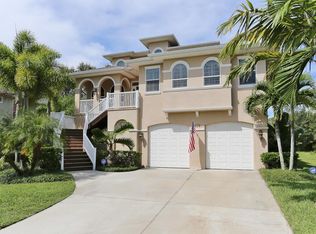 1079 S Pointe Alexis Dr, Tarpon Springs, FL 34689