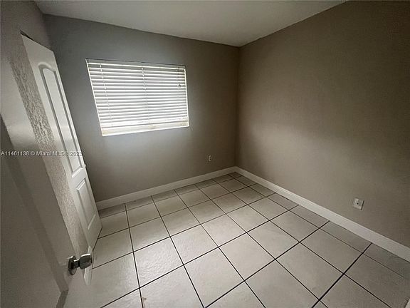 5th image of 4803 NW 195th St