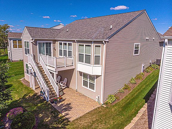 5th image of 3280 Rockwell Cir