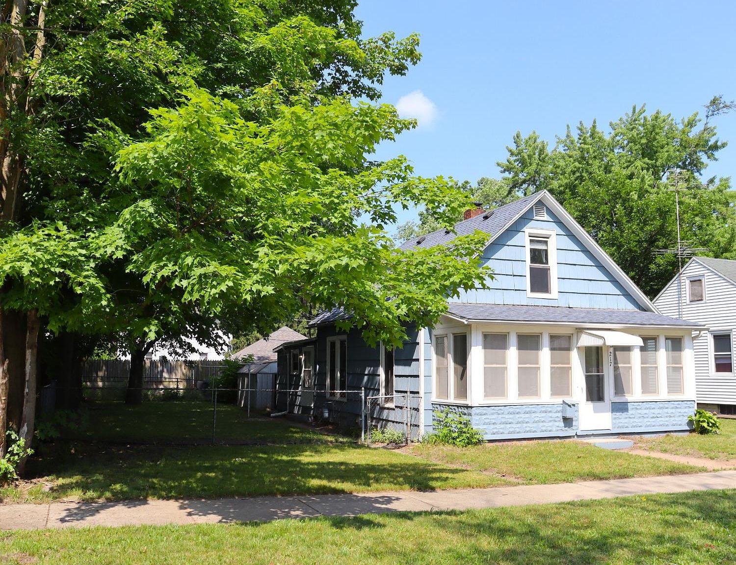 217 S Dickson St, Michigan City, IN 46360 MLS 533634 Zillow