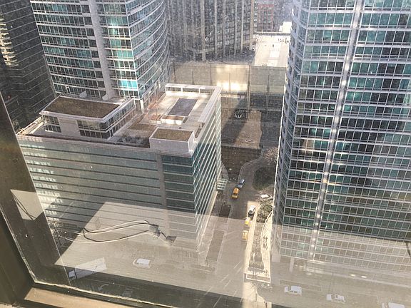 4th image of 336 E Ontario St #150