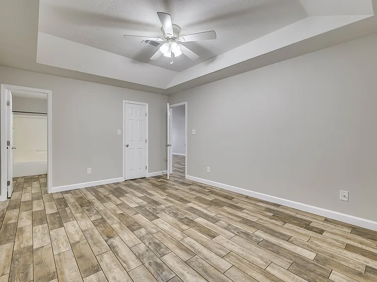 219 Lynbrook Way — Photo 19
