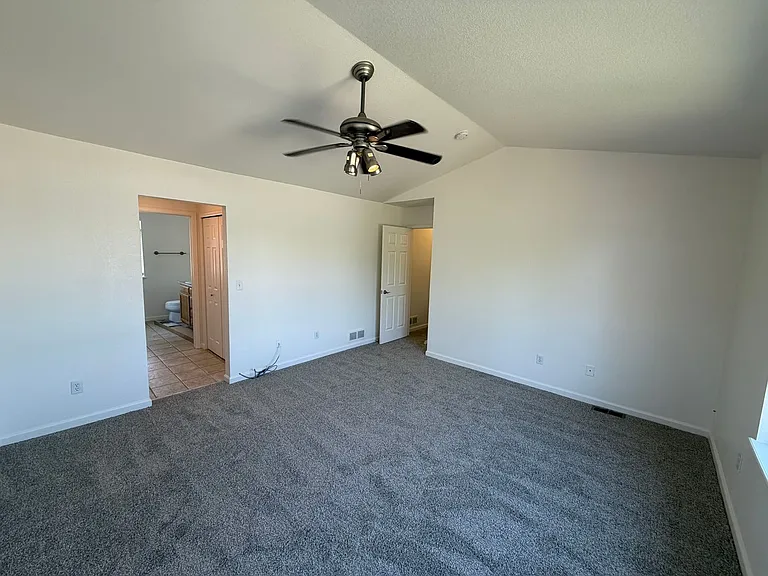 12139 Applewood Ct — Photo 21