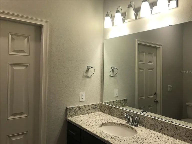 1437 Cypress View Ln — Photo 26