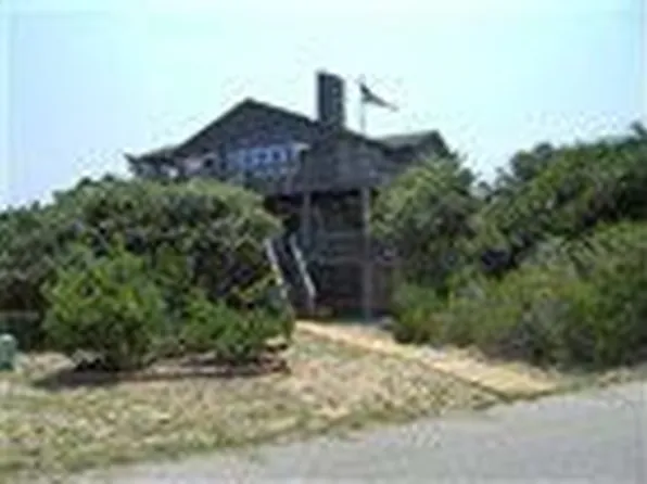 13 7th Ave, Southern Shores, NC 27949