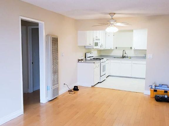 5th image of 2502 Manhattan Beach Blvd APT 27