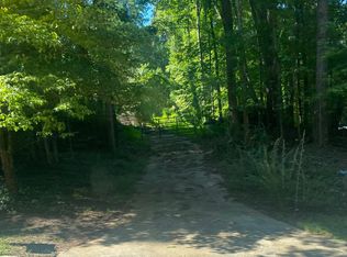 4569 Stonewall Tell Rd, Atlanta, GA 30349