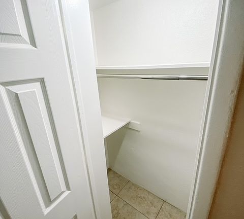 4th image of 515 N Westmoreland Ave #A