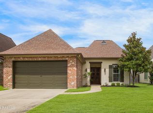 204 Cypress View Dr, Youngsville, LA 70592