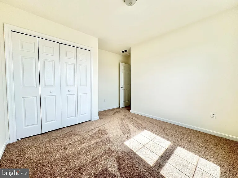 76 Filbert Dr — Photo 16