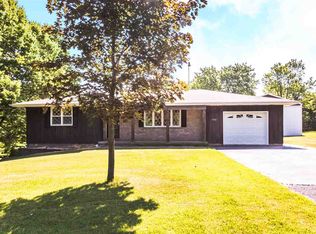 1554 Upper Spring Bay Rd, Metamora, IL 61548