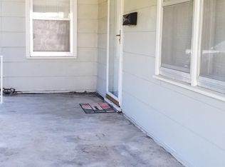 1831 Hunting Ave, Manhattan, KS 66502