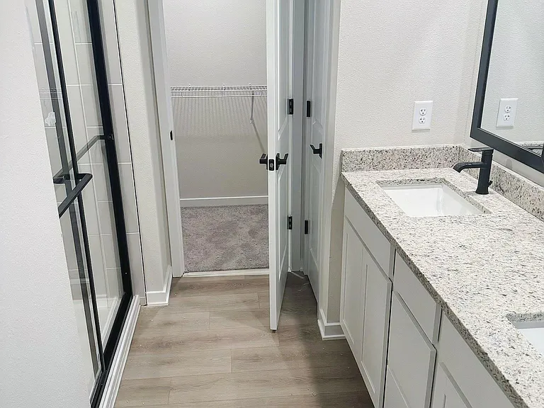 5769 Deep River Ave — Photo 10
